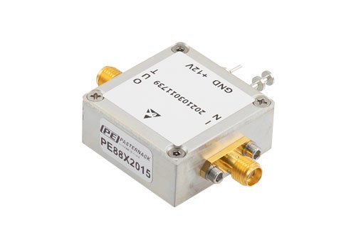 有源3x 倍频器，输出频率 750 MHz~1050 MHz，变频增益7 dB，SMA