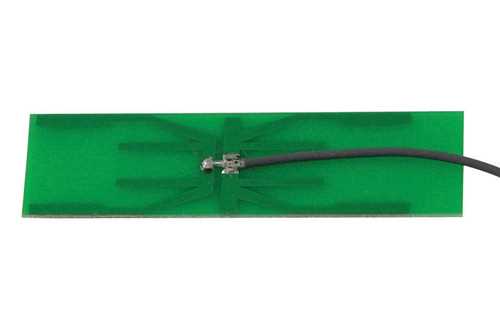 双频嵌入式PCB天线，3 dBi，2400至5900 MHz，UMCX连接器