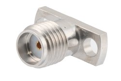 SMA母头现场可更换连接器，2孔法兰，Pin 0.009英寸，孔距0.355英寸，带金属环
