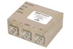 单刀双掷 PIN 二极管开关，工作频率为 20 MHz 到 1,000 MHz ，高达 150 瓦（+51.8 dBm）， SMA