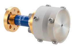 WR-10 波导全向天线，工作频率为89 GHz至99 GHz，标称增益2 dBi，UG-387 /U圆盖法兰
