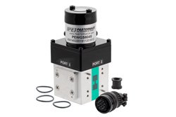 WRD-650 双脊波导继电器开关，单刀双掷/双刀双掷，闩锁，6.5 GHz~18 GHz，8,500瓦，UG盖，28V，TTL